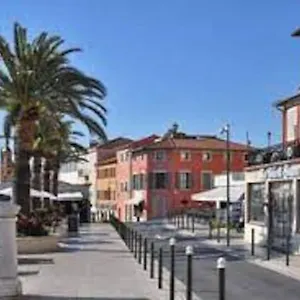 2p-neuf-au-coeur-de-st-jean-cap-ferrat-parking.fr-provencehotel.com/