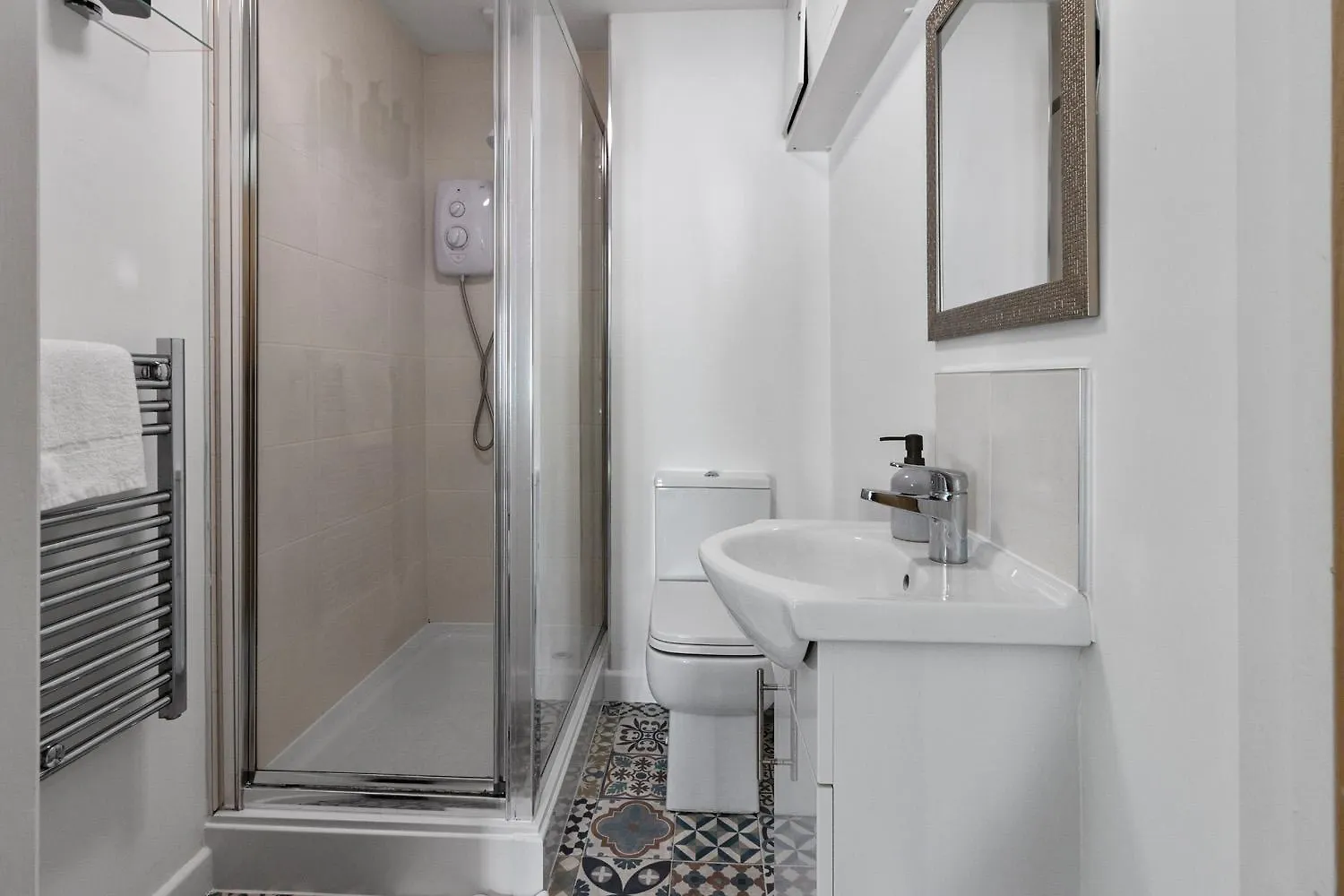 Exeter City Centre Apartments Stoop Apartment